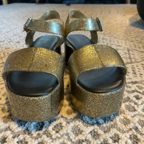 Melissa Shoes Mar Platform Jelly Sandals Gold Glitter Sz 6 - Picture 4 of 7